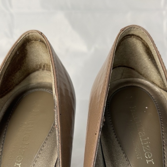 NATURALIZER Lennox Taupe Tan Leather Pump Heels N5 Cushion Insole Neutral Size 9 - Picture 10 of 11